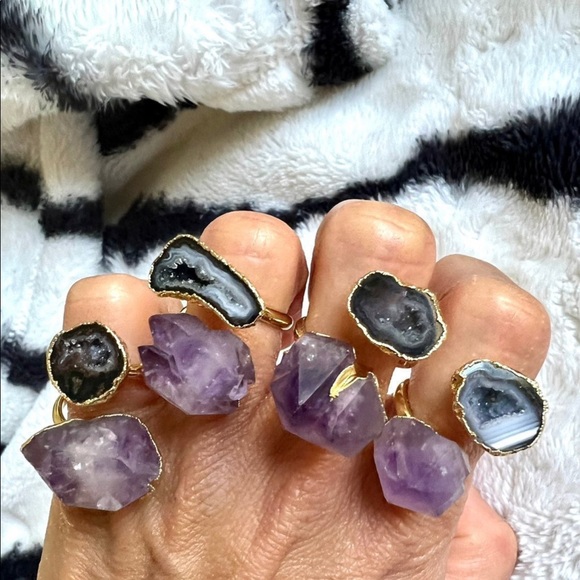 Ascension Amethyst Geode Ring - Picture 4 of 11